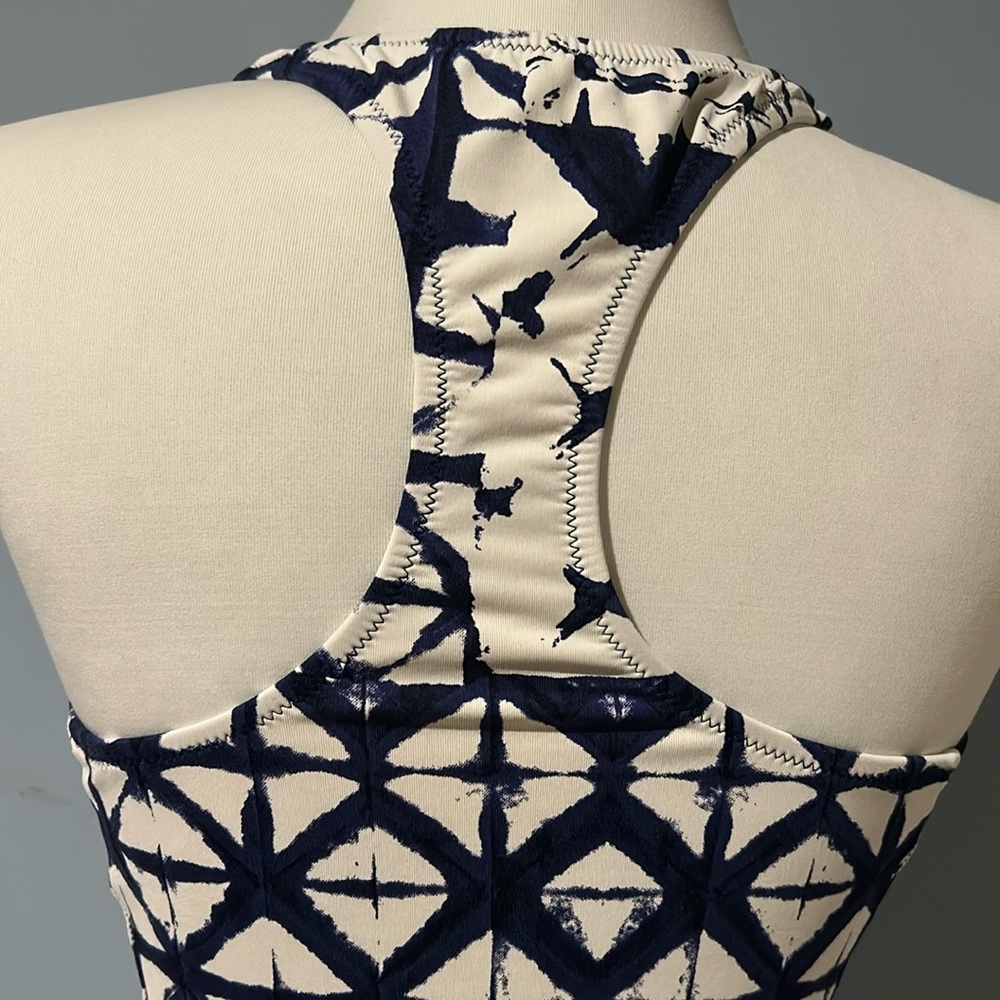 Garnet Hill tankini top size 2 racerback flattering slimming ruching blue black